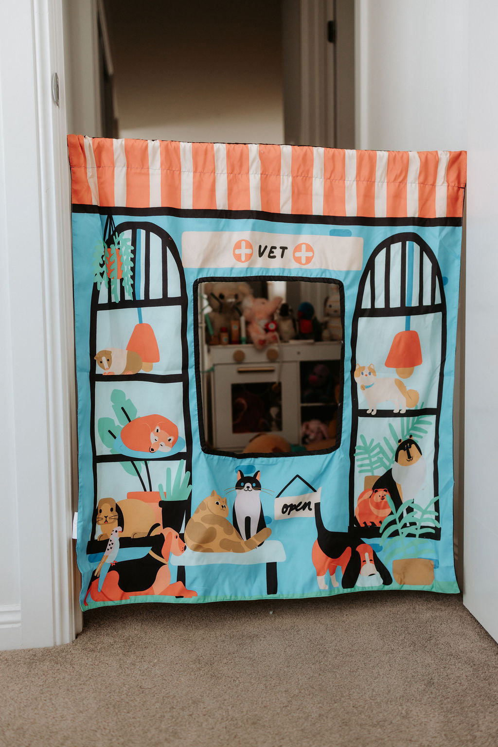 Pet Shop/ Vet Play Panel
