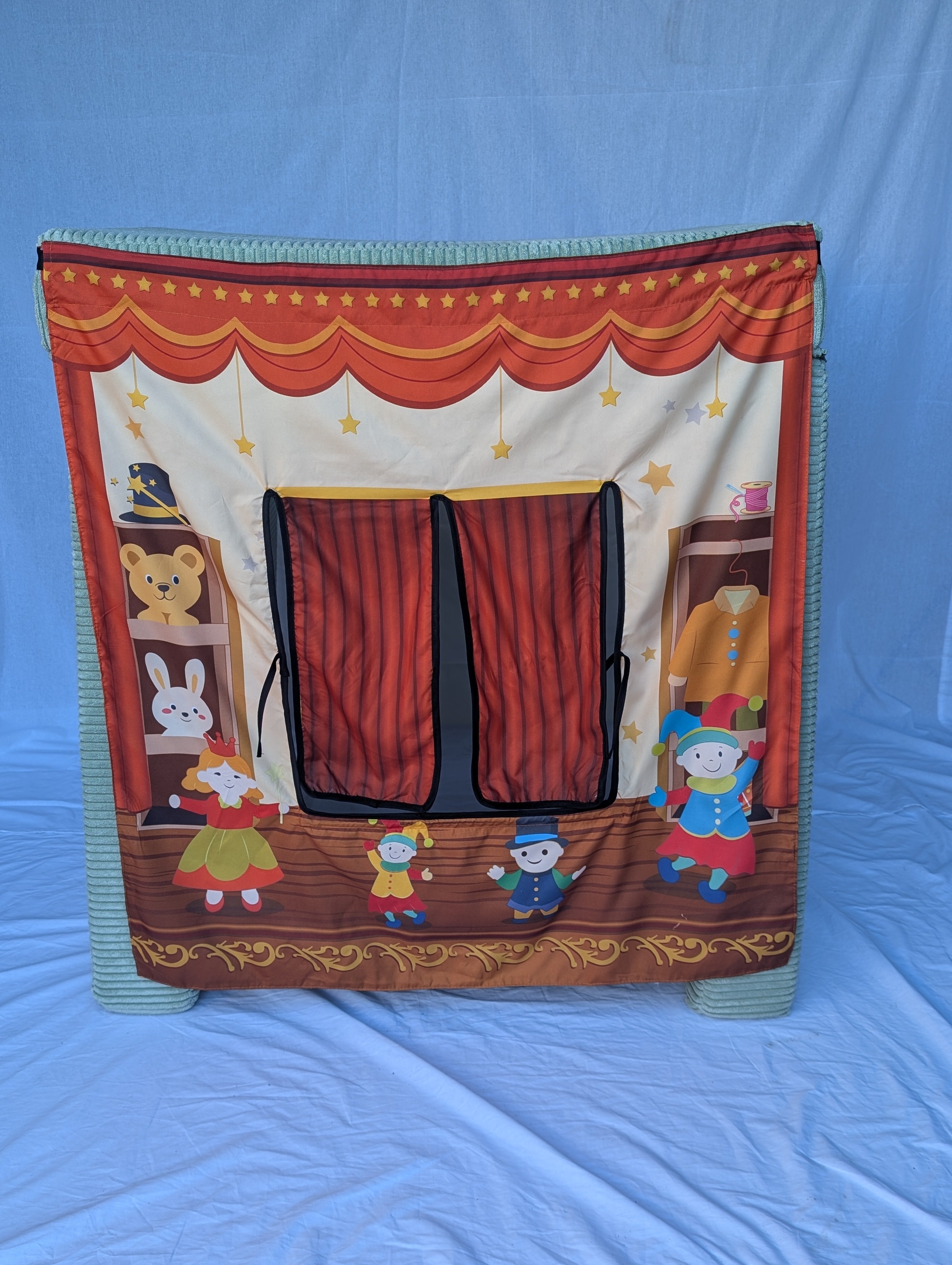 Puppet Theatre / Old MacDonald's Farm Play Panel The Cozy Cube- Play Panels